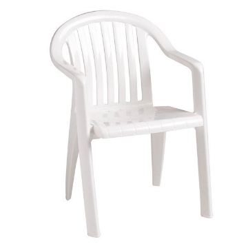 stacking lawn chairs plastic