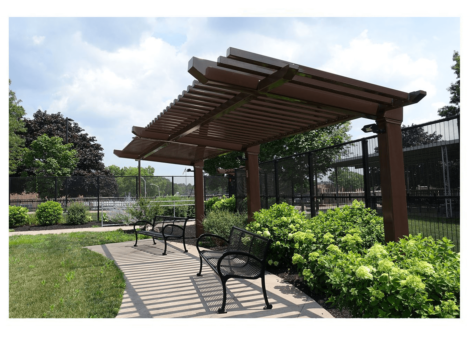 Steel Cantilever Trellis 7′ 6″ Entry – Furniture Leisure